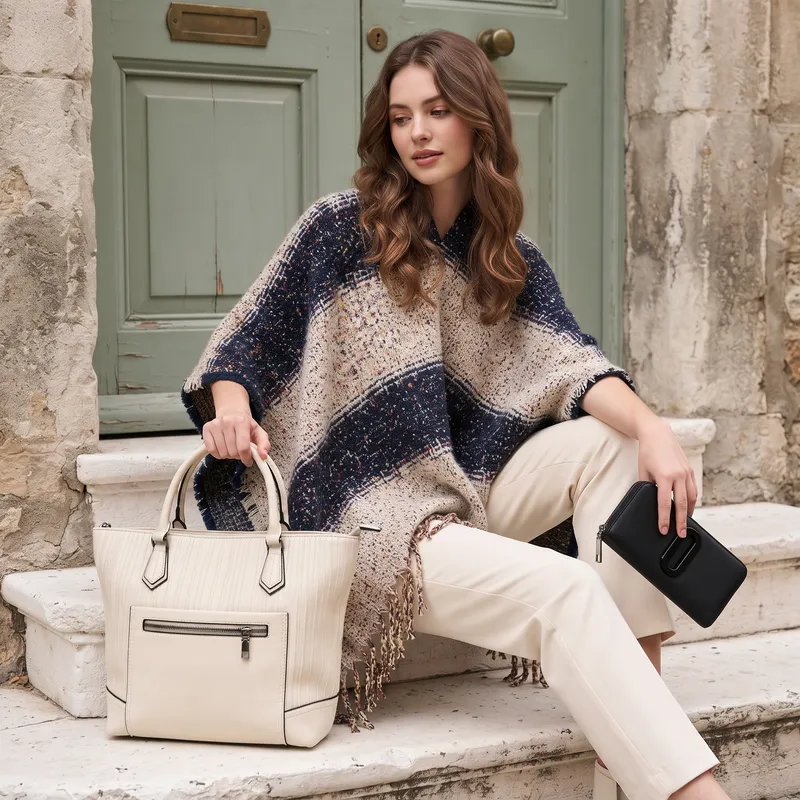 Look de inspiración Amapola sentada en una escalinata